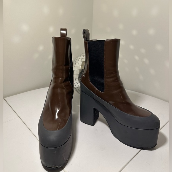 DRIES VAN NOTEN Patent leather boots. - Picture 1 of 3